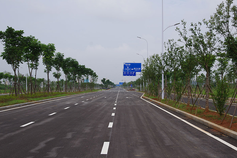 前進西路