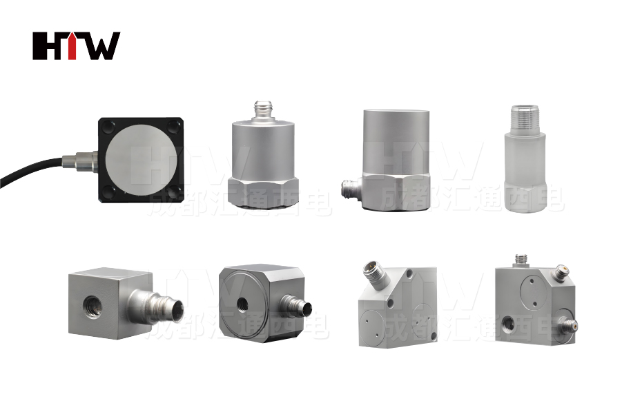 Voltage type acceleration transducer