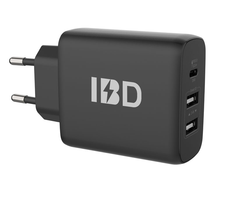 IBD144C-2A1C-37W 25W PD 1-Port Charger for Mobile Phone.