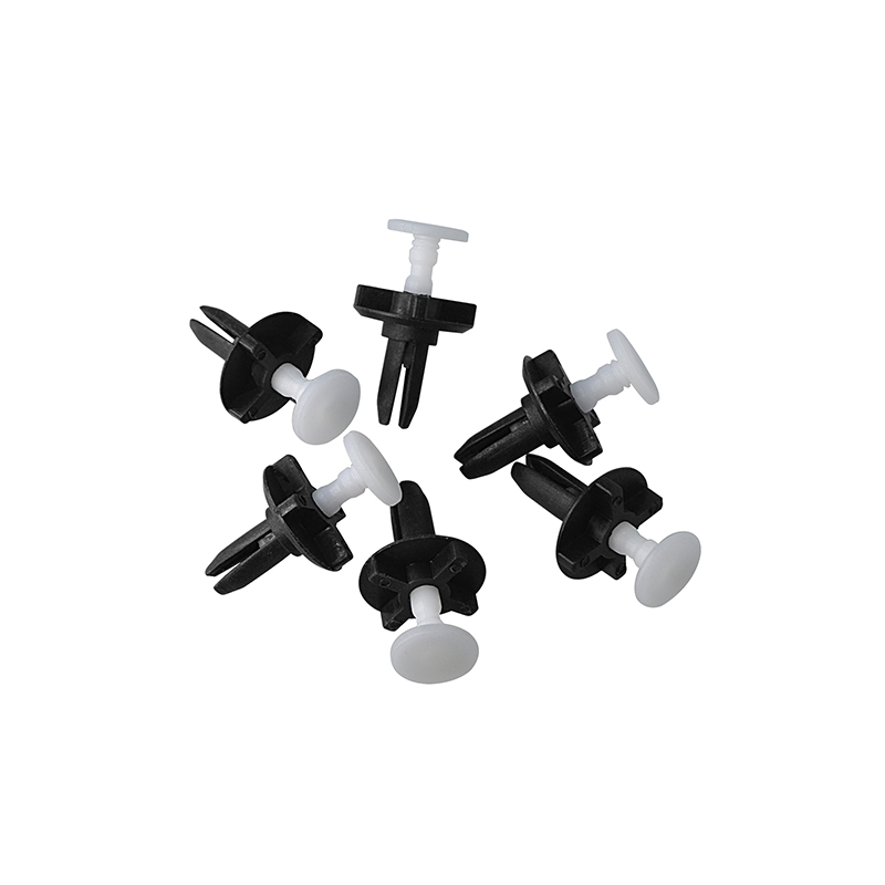 B129  fasteners cars fenders clips rivet trim