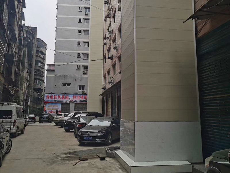 電梯外裝