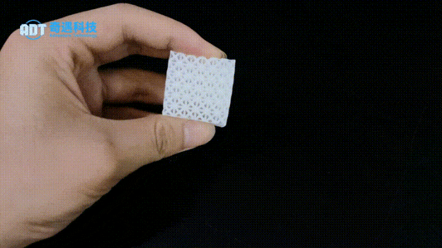 应用成果 | 3D打印柔性树脂方块结构打印案例