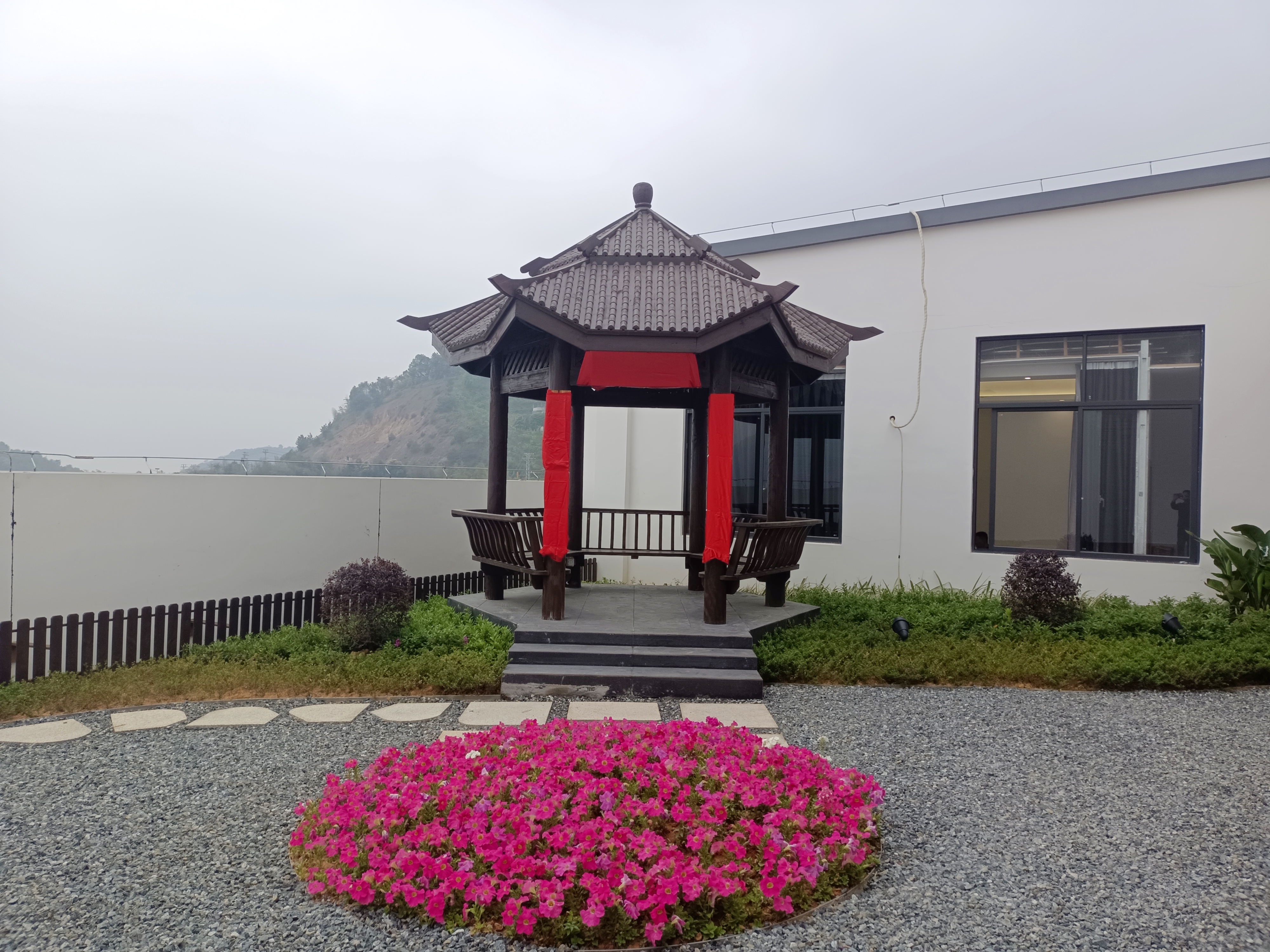 福建億瑞電力集團舉行”尚德亭“揭牌儀式 福建億瑞電力集團舉行”尚德亭“揭牌儀式