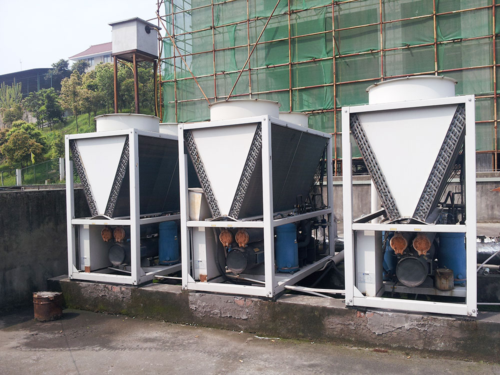 中央空調主機