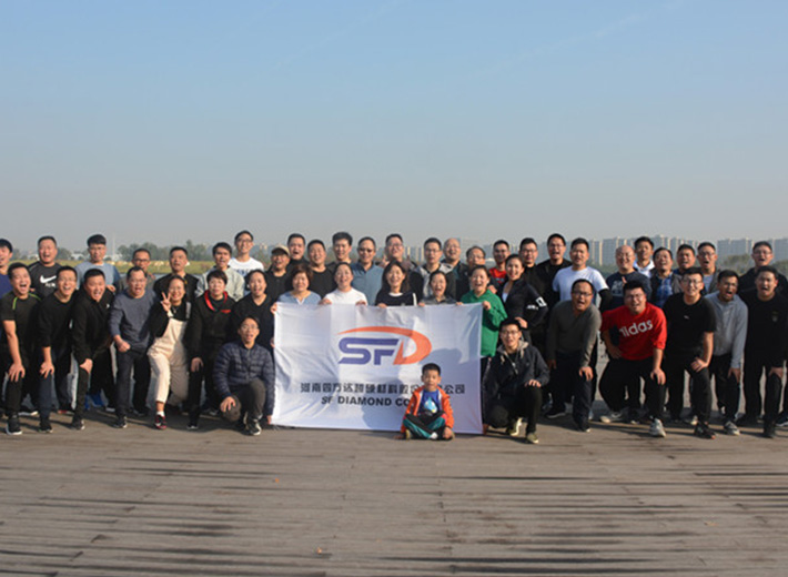 Strengthen body and gather strength | SF Diamond’s backbone group building activity was successfully held outdoor in golden autumn