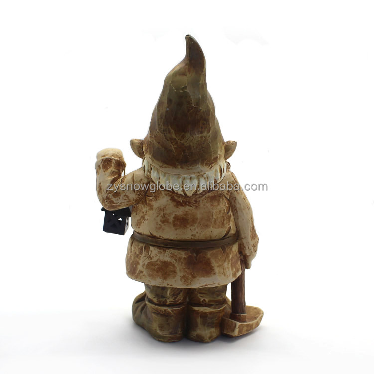 Resin crafts Garden decorative gnome dwarf with lantern manufacturer