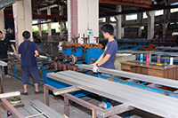 鋁型材擠壓質量和產量的優化與提高