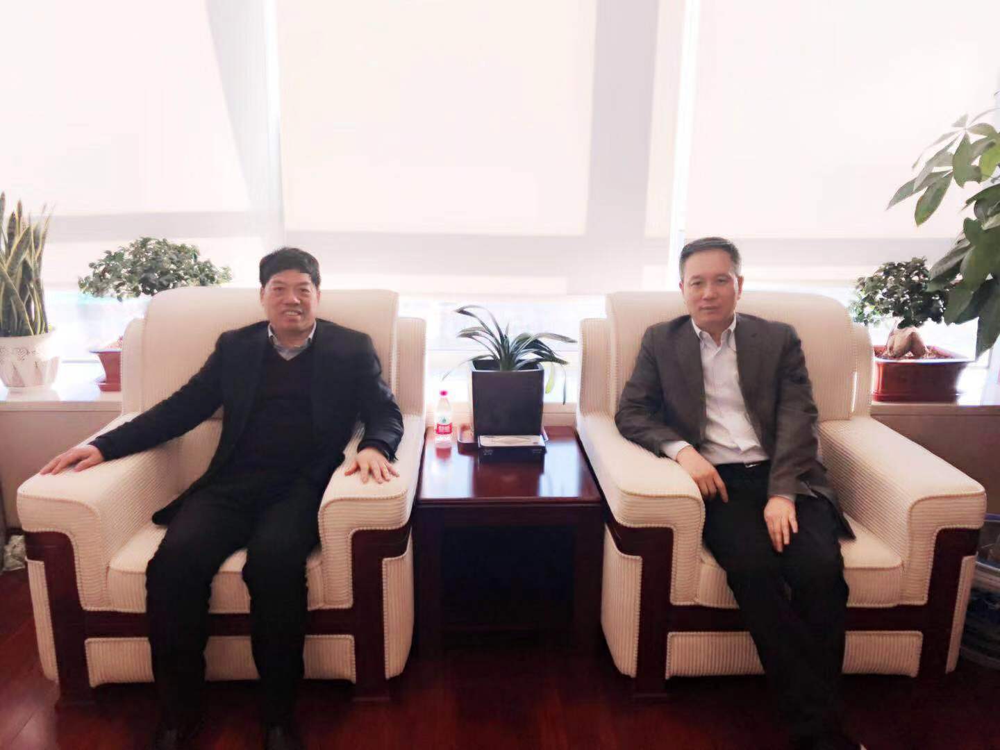 江西赣电电气有限公司与中国工程院汤广福院士合作成立院士工作站