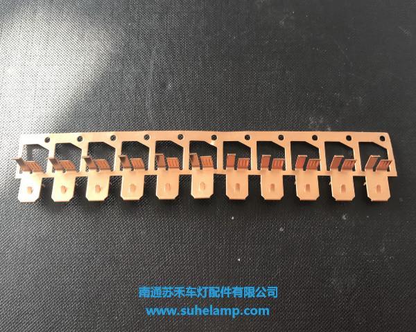 尾件