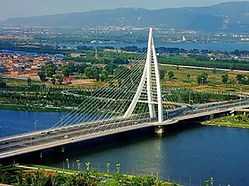 山西太原火炬橋