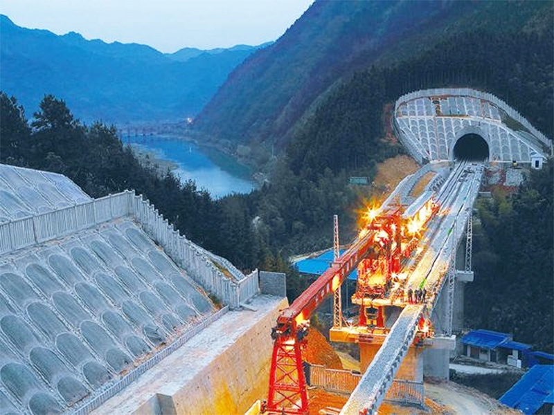 太焦城際鐵路隧道出口