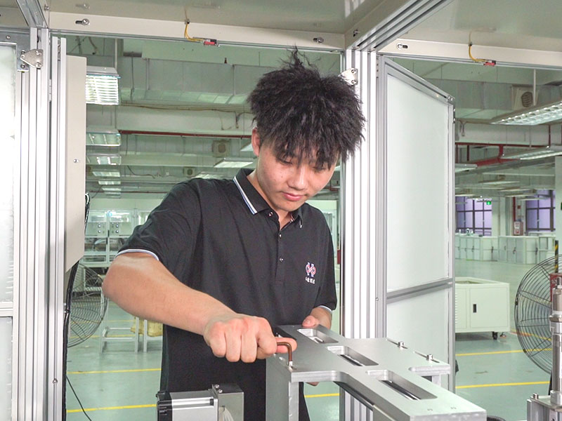 員工調試工作畫面