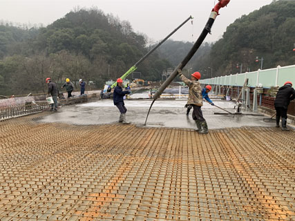 2022年上饒市東岳大橋復(fù)線橋及玉豐路隧道工程