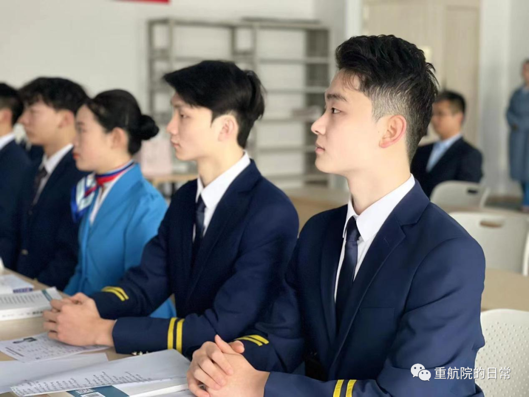 重慶城市職業學院·航空學院|中國南方航空深圳分公司地服招聘會在我院順利舉行