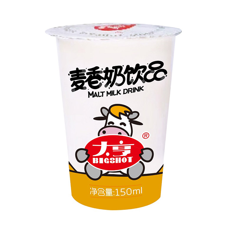 卡通牛麥香奶飲品