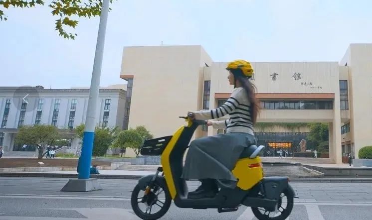 这一次，我们正在革新行业用户体验和运维方式... 