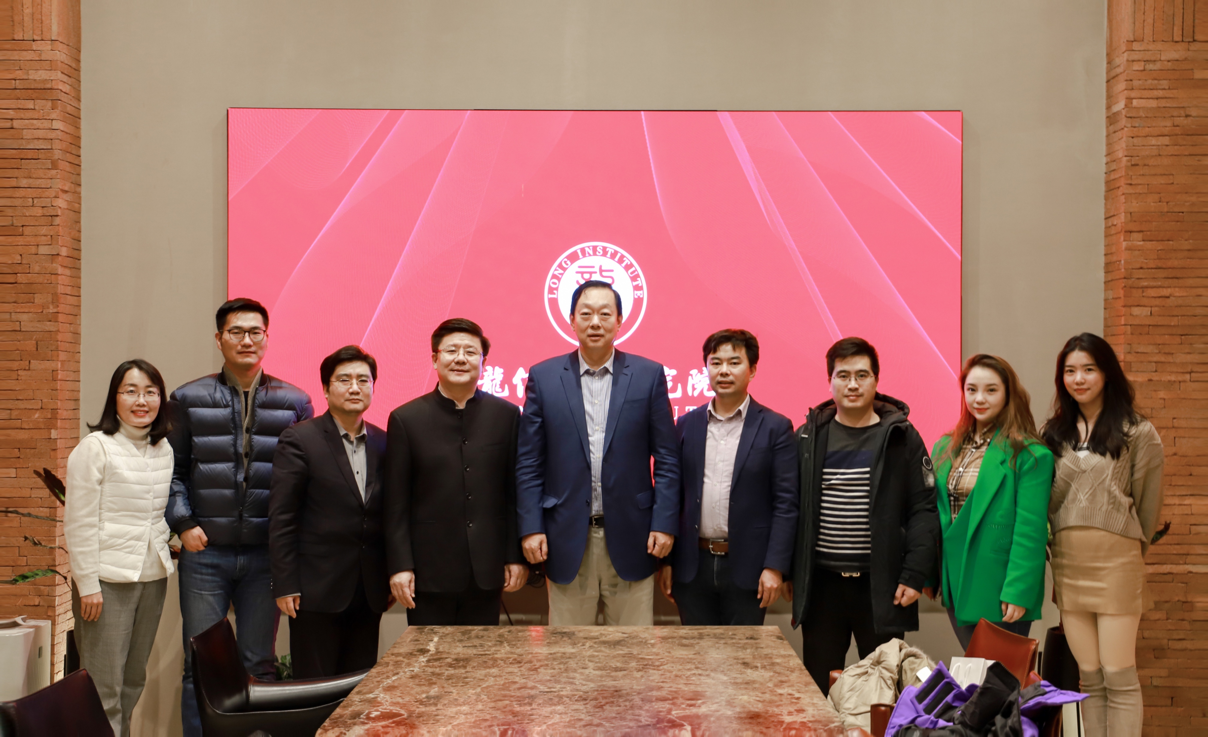 王文勝董事長訪問龍信數據研究院