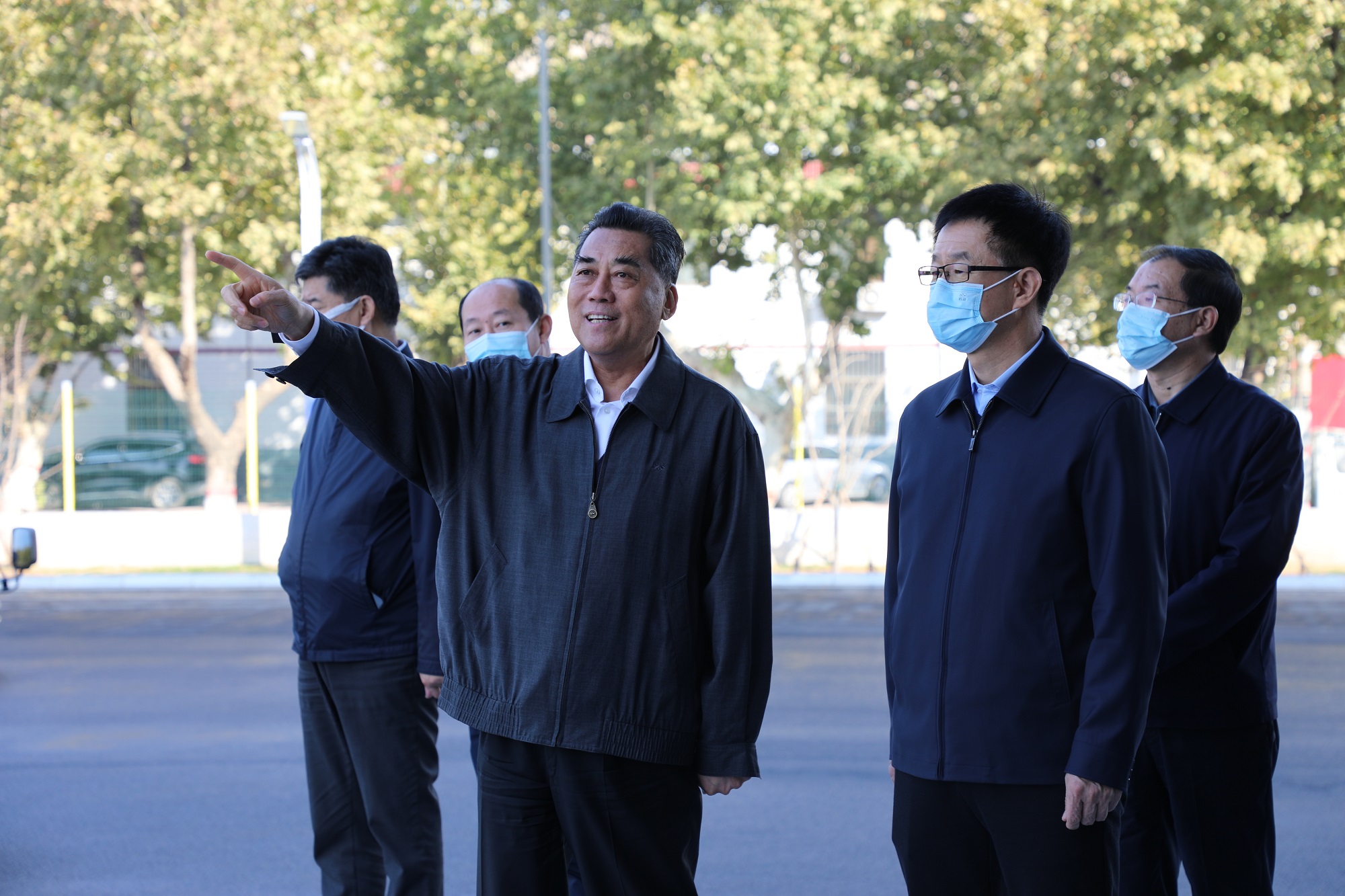 馬宇駿到集團國龍制藥調研