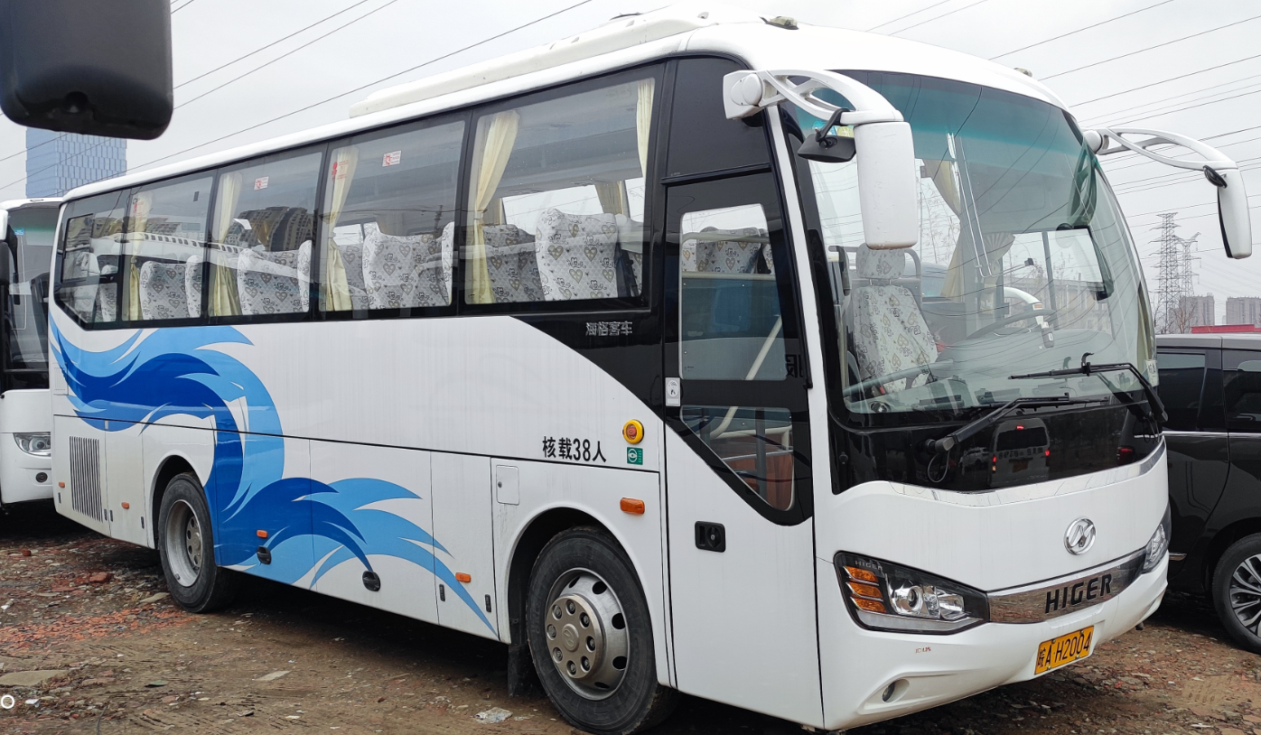 大巴车（23-39座）