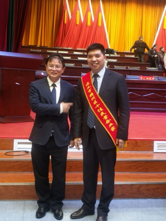 鄧正剛董事長被評為播州區“十佳民營企業家”