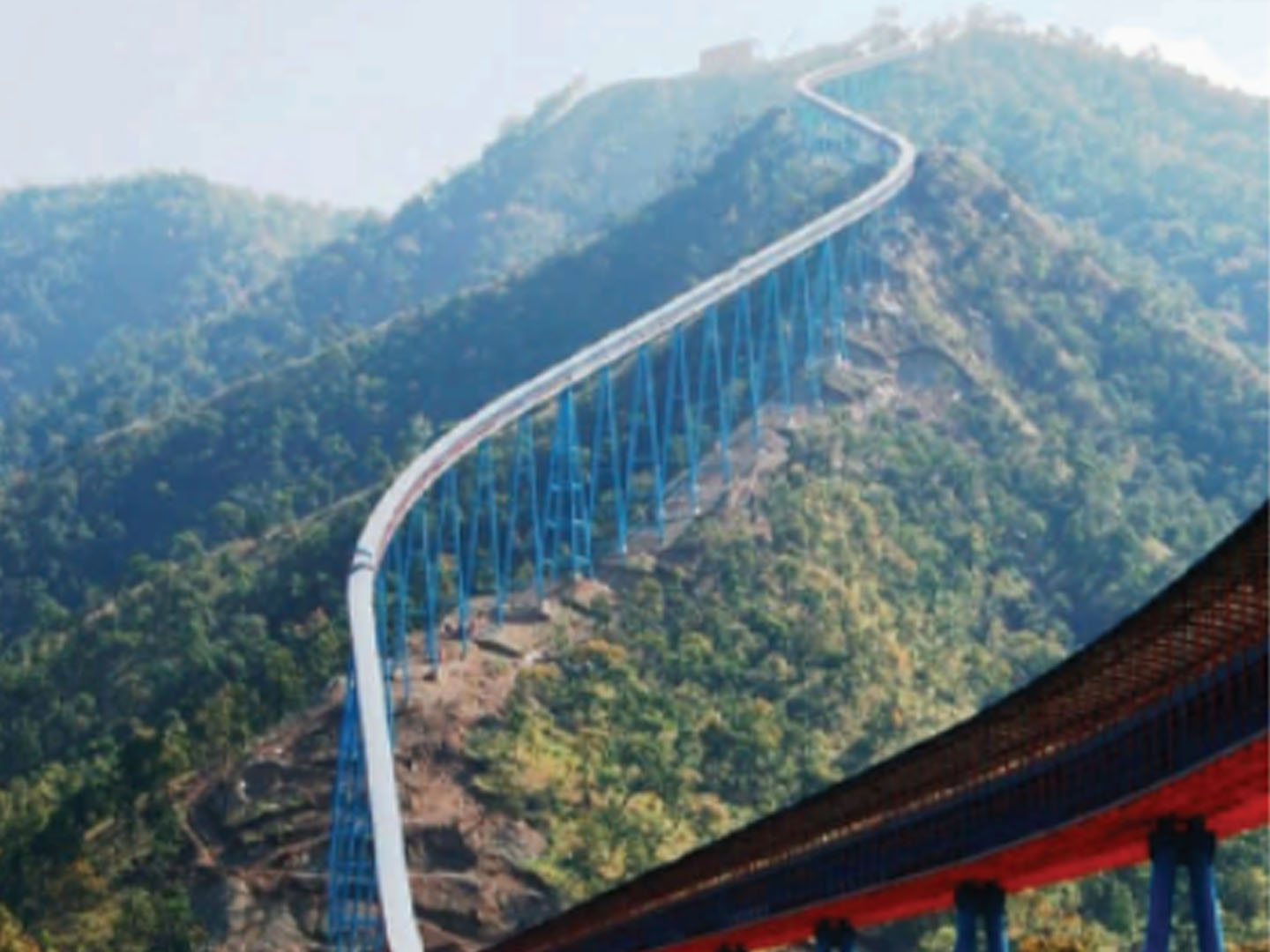 長距離轉(zhuǎn)彎帶式輸送機(jī)