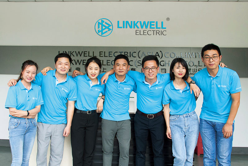  COMPANY TEAM