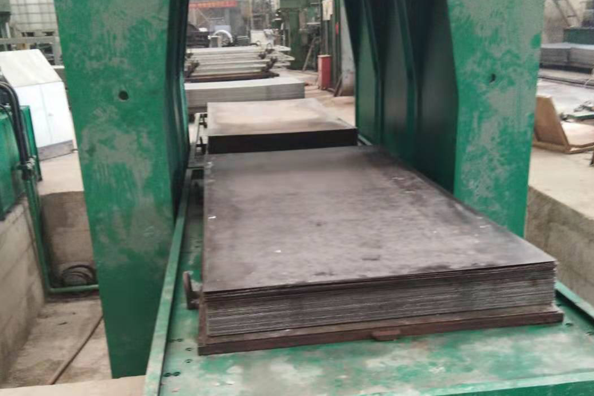 7000噸建材板壓力機 7000噸建材板壓力機